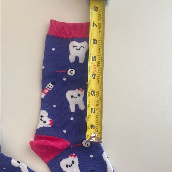 Fun Tooth Patterned Socks - Picture 5 of 6